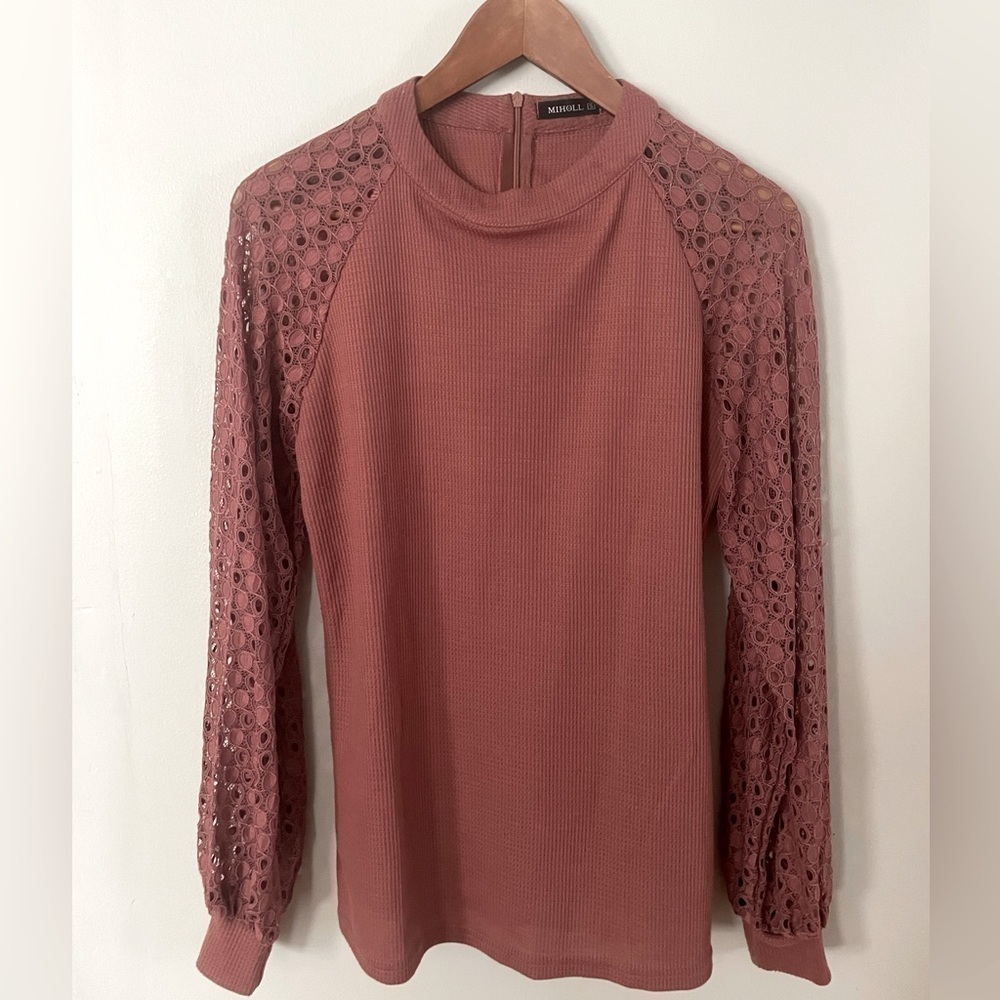 Miholl Women’s Lace Long Sleeve Top Size Small